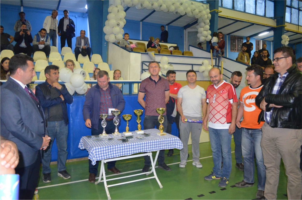 VİTRA ÇALIŞANLARI VOLEYBOLDA BULUŞTU 16