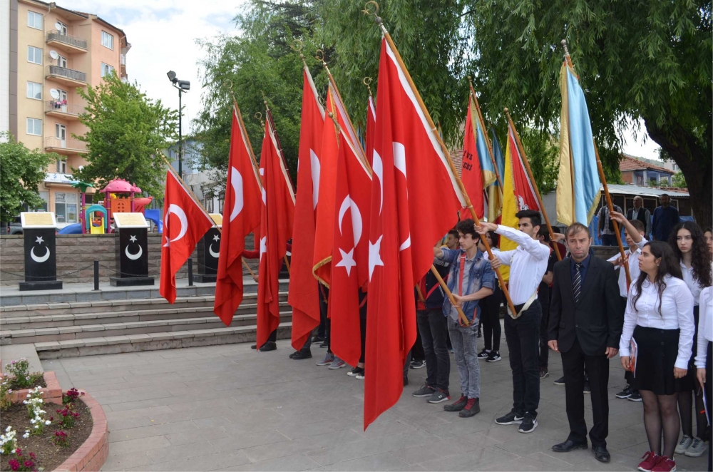 19 MAYIS COŞKUYLA KUTLANDI 11