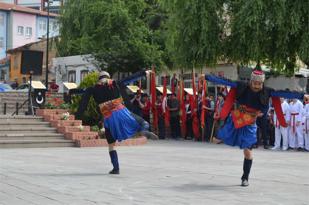 19 MAYIS COŞKUYLA KUTLANDI 17