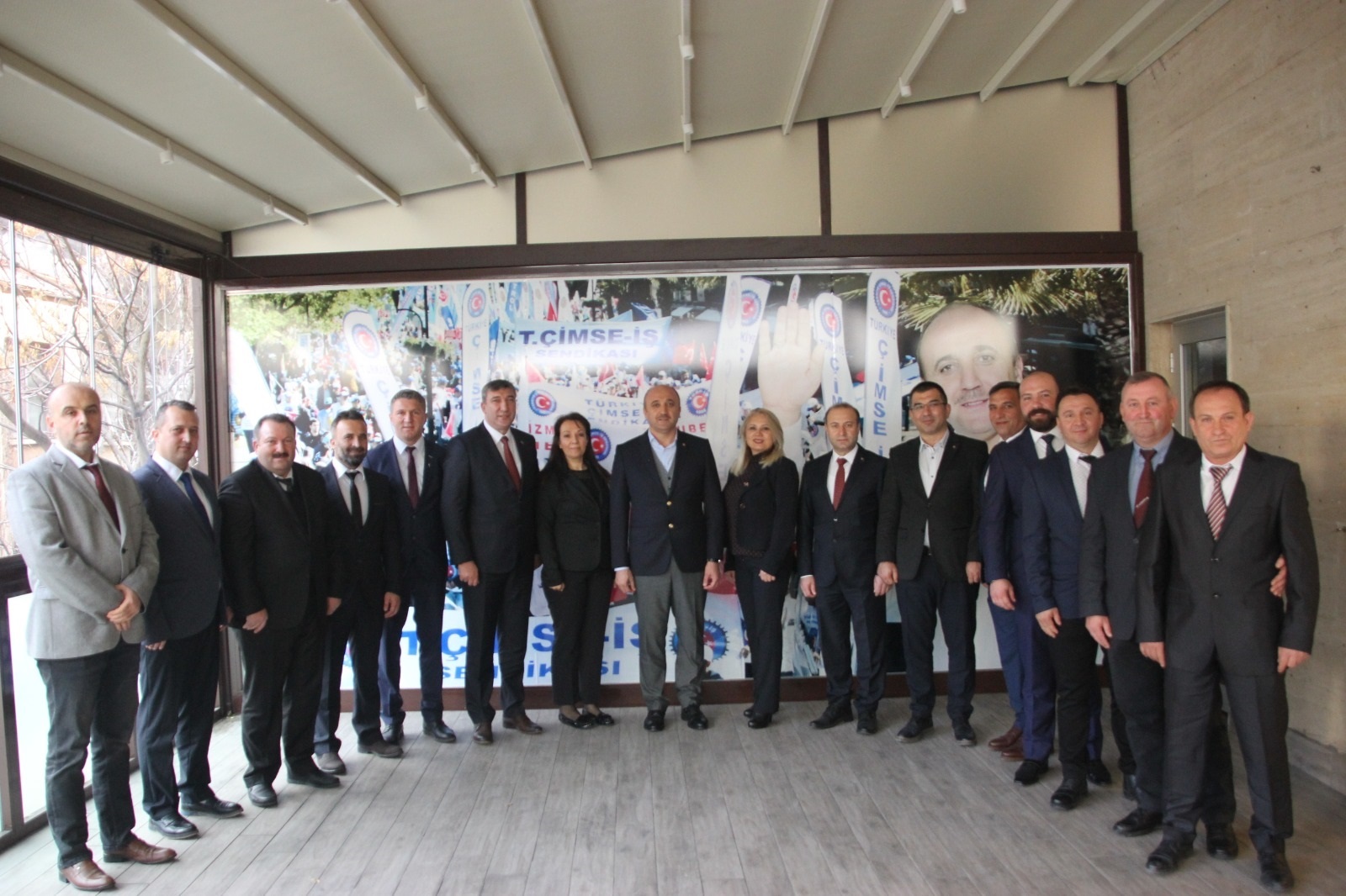 Çimse-İş üyeleri ortalama yüzde 27 zam aldı