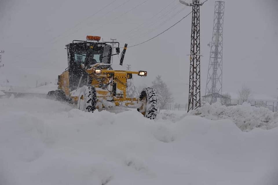 Köy Yollarını Açmak için Seferber Oldular