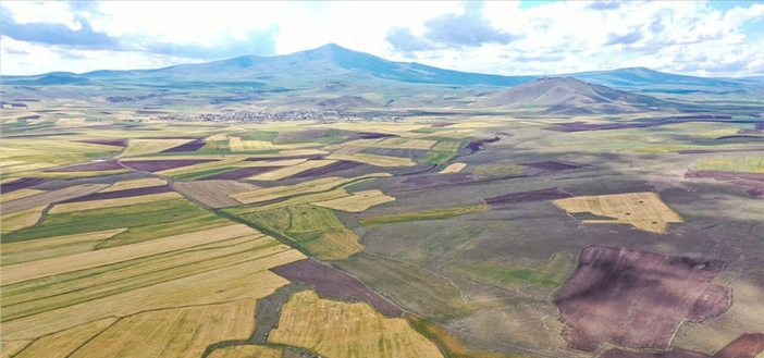 Hazineye ait arsalar satışa çıkarıldı