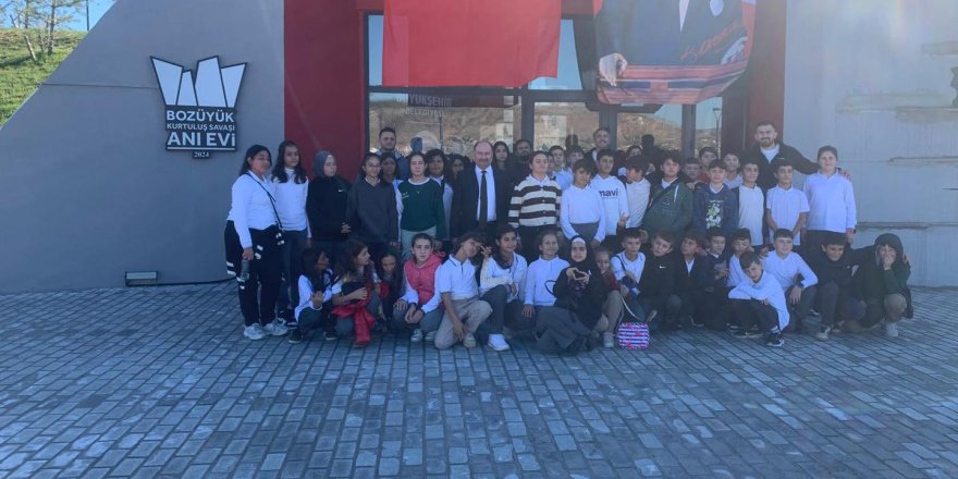 Öğrencilerden Anı Evi'ne Ziyaret