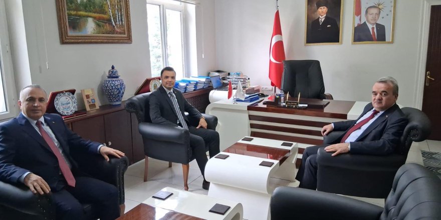 Kaymakam Yayabaşı'ndan Kaymakam Öztürk'e Ziyaret