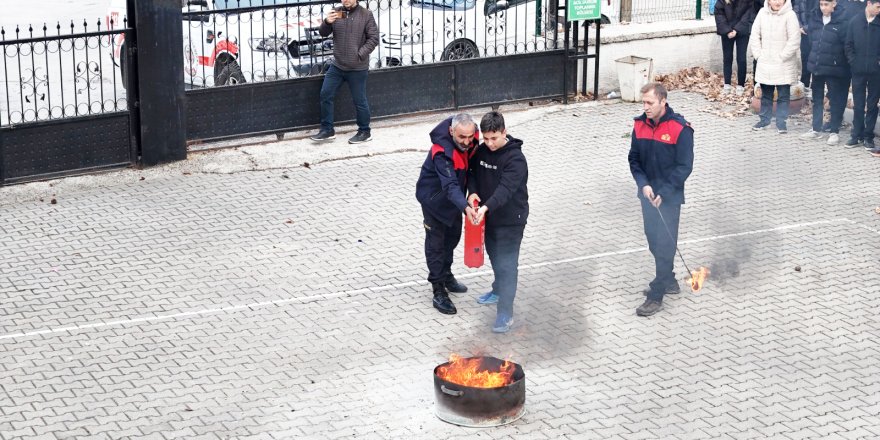 Öğrencilere Yangın Eğitimi