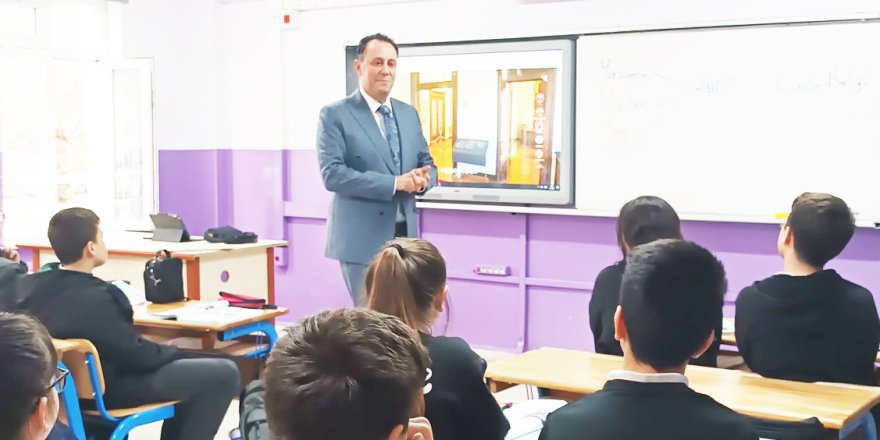 Müdür Çetinkaya Öğrencilerle Buluştu