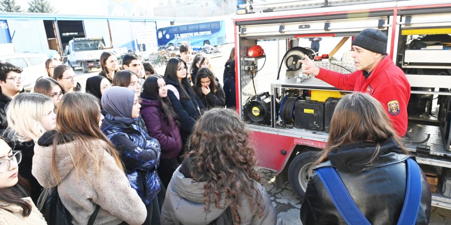 Öğrencilere Yangın Eğitimi 