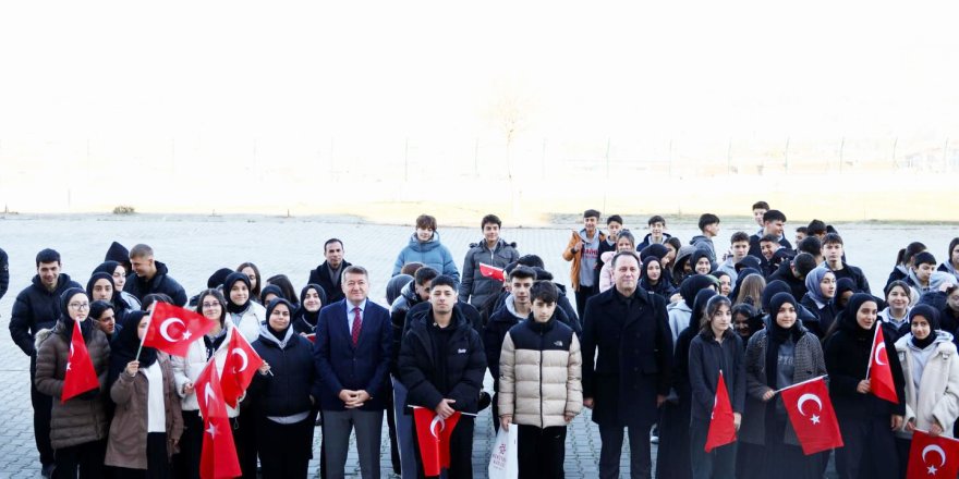 Öğrencilerden Gazze İçin Kermes