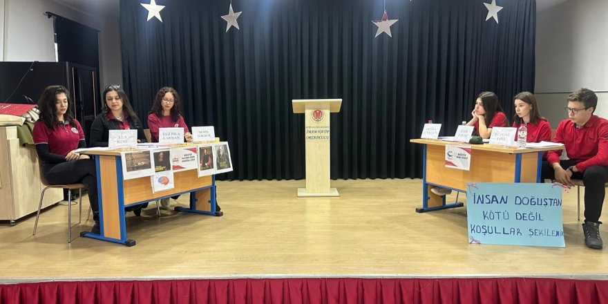 Münazara Yarışması Çeyrek Finali Yapıldı
