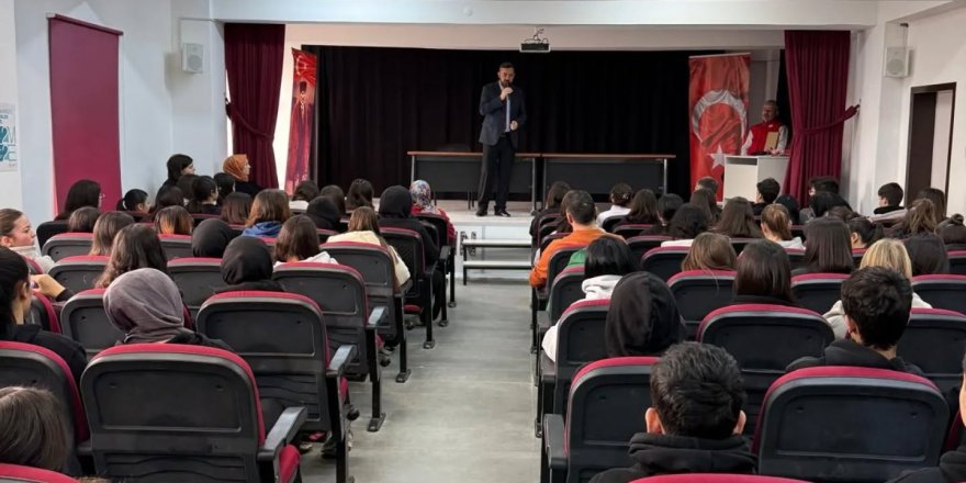 Öğrencilere Değerler Eğitimi Konferansı