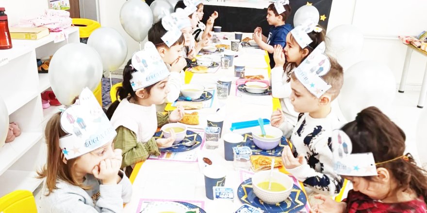 Minik Öğrencilere Anlamlı İftar Programı