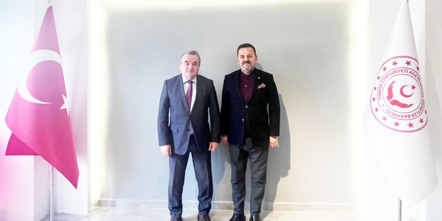 Kaymakam Öztürk'ten Müdür İlhan'a Ziyaret