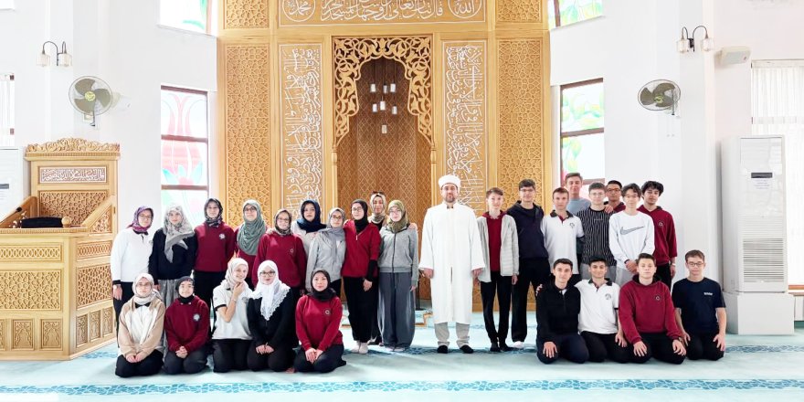 Öğrencilerden Cami Ziyareti