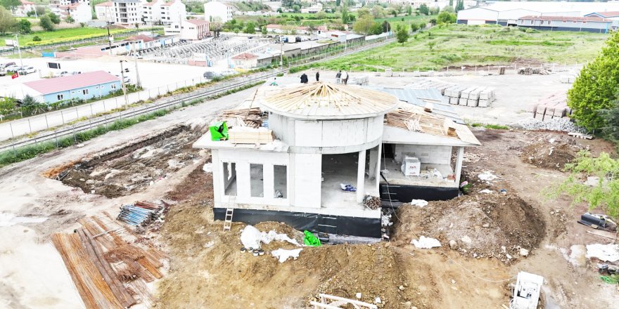 Semt Salonunda Çalışmalar Devam Ediyor