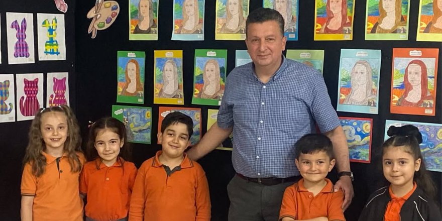Minik Öğrencilerden Resim Sergisi