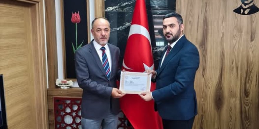 Şube Müdürü Bekir Irmak’a Başarı Belgesi