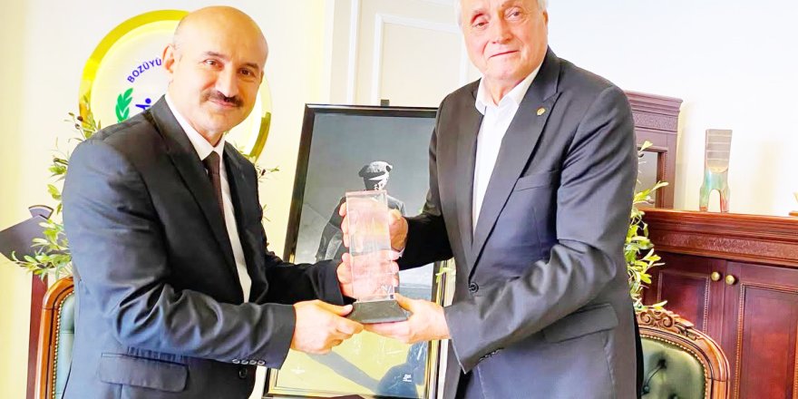 Müdür Öztürk'ten Başkan Bakkalcıoğlu'na Ziyaret