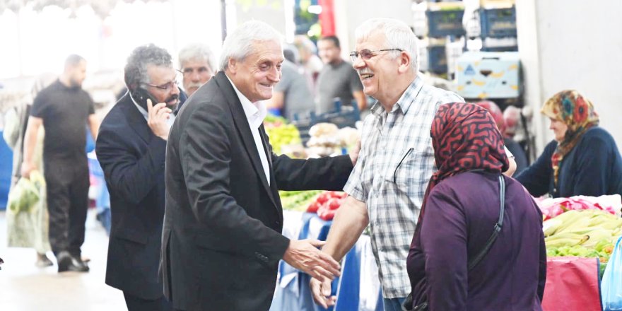 Başkan Bakkalcıoğlu'ndan Pazar Esnafına Ziyaret