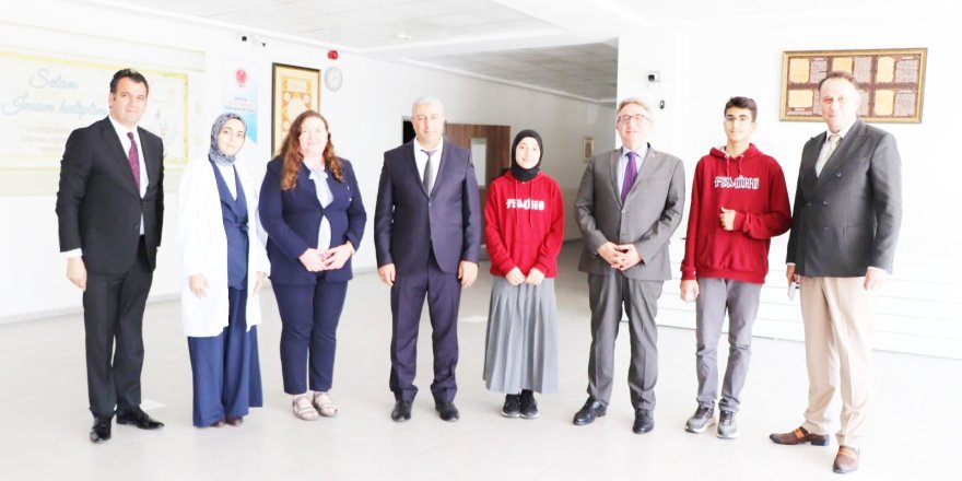 Kaymakam Helvacı Öğrencilerle Bir Araya Geldi
