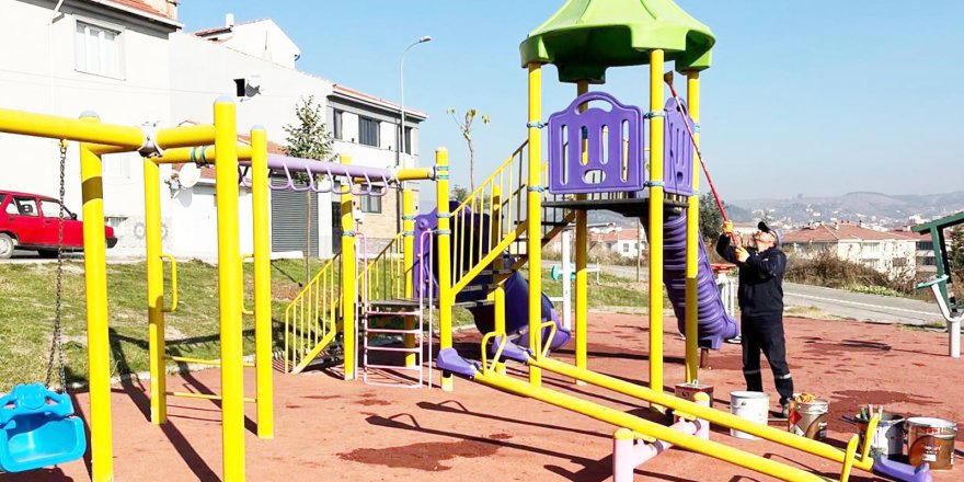 Parklarda Tadilat Çalışmaları