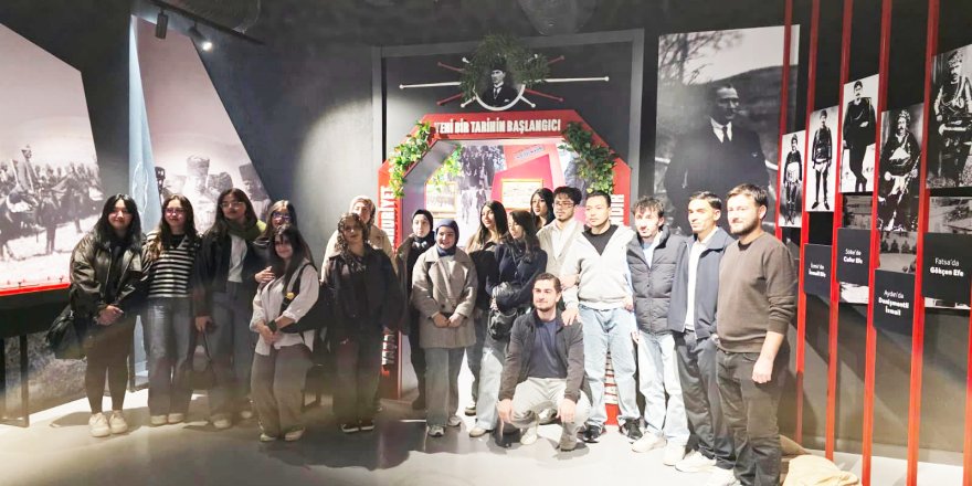 Öğrencilerden Anı Evi'ne Ziyaret
