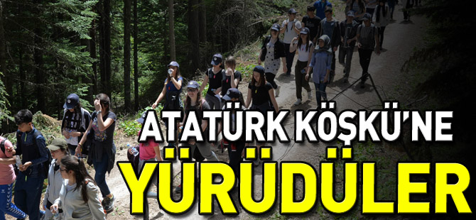 ATATÜRK KÖŞKÜ'NE YÜRÜDÜLER