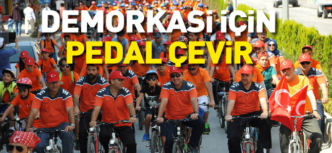 DEMOKRASİ İÇİN PEDAL ÇEVİR