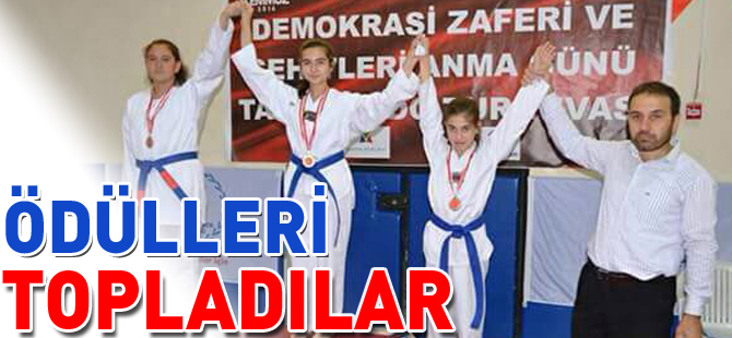 PAZARYERİLİ TAEKWONDOCULAR ÖDÜLLERİ TOPLADI