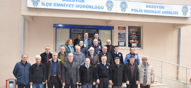 İLÇE EMNİYET MÜDÜRÜ GÜNER, MAHALLE MUHTARLARIYLA BİR ARAYA GELDİ