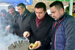 BAŞKAN BAKICI'DAN ÖĞRENCİLERE SUCUK EKMEK