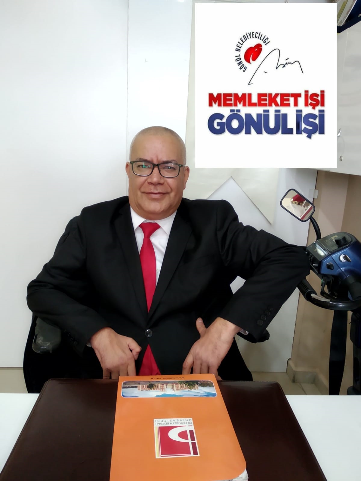 'HİZMETİNİZE TALİBİM'