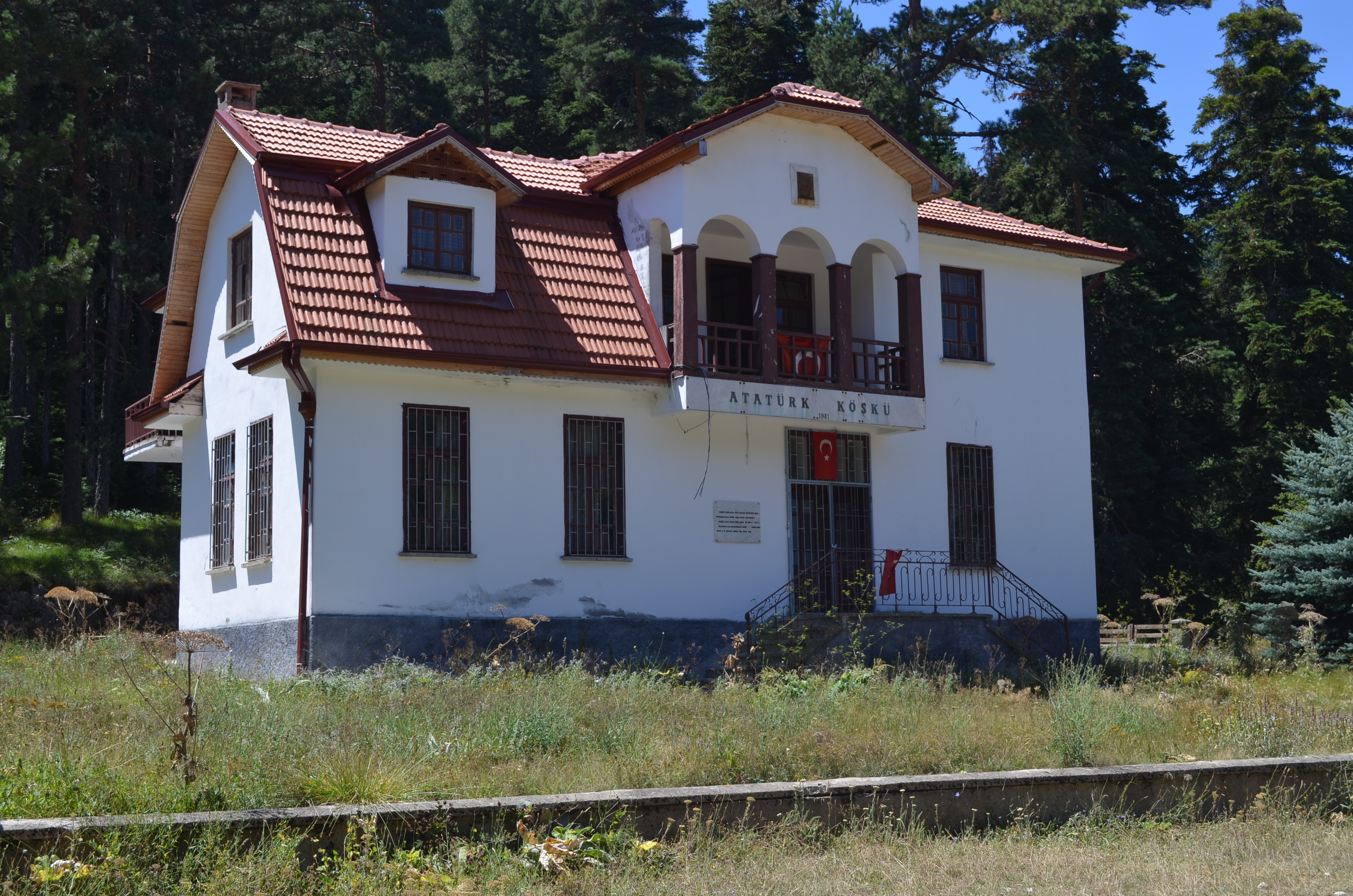 'ATATÜRK KÖŞKÜ'NDE ÇALIŞMALARA BAŞLANILACAK'