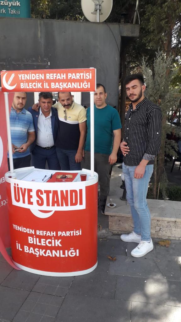 YENİDEN REFAH PARTİSİ STAND AÇTI