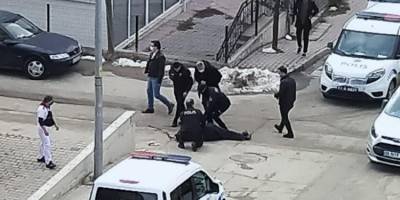 Sokak ortasında kanlı infaz