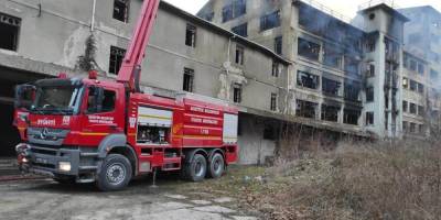 ESKİ UN FABRİKASINDA YANGIN