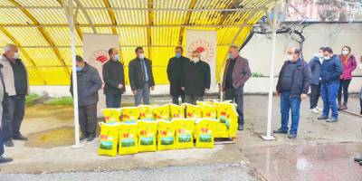 Çiftçilere yonca tohumu dağıtıldı