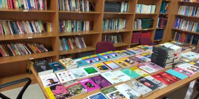 3 okulun kütüphaneleri yenilendi