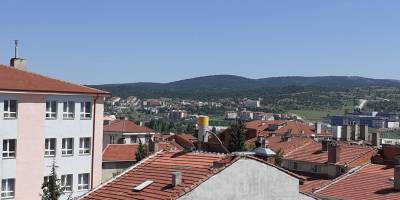 Veliler baz istasyonuna tepki gösterdi