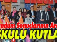 REFERANDUM SONUÇLARININ ARDINDAN COŞKULU KUTLAMA