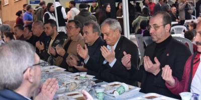 Başkan Bakkalcıoğlu Vatandaşlarla İftarda Buluştu