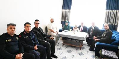 Kaymakam Öztürk'ten Şehit Ailesine Ziyaret
