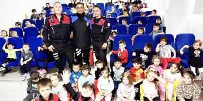 Öğrencilere Trafik Kuralları Anlatıldı