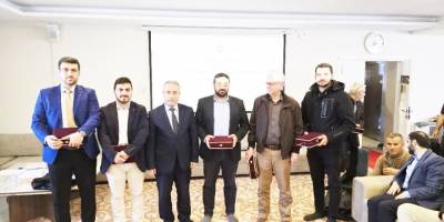 Din Görevlilerine Hediye Verildi