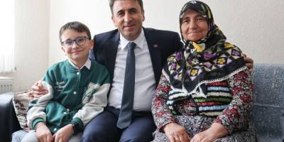 Vali Aygöl'den Şehit Ailesine Ziyaret