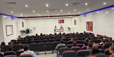 Aile İçi İletişim Söyleşisi Yapıldı