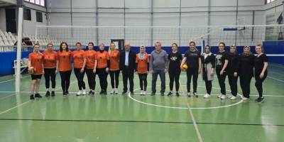 Evimin Sultanları Kadınlar Voleybol Turnuvası Başladı