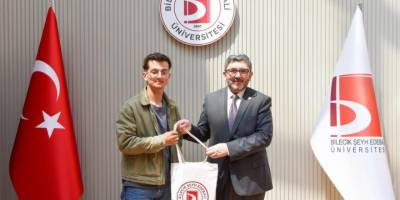 Şampiyon Pedallar Rektörlükte!