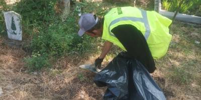 İlçe Mezarlığında Bayram Hazırlıkları