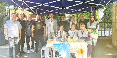 AK Parti Üye Standı Açtı