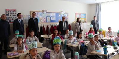 Kaymakam Öztürk Öğrencilerle Bir Araya Geldi